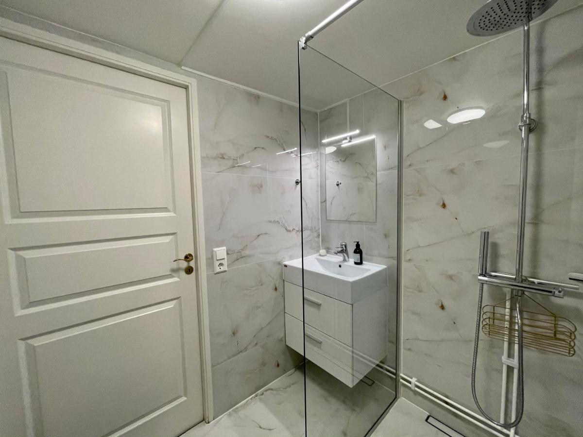 Vid Gekas Ullared Boende B&B 外观 照片