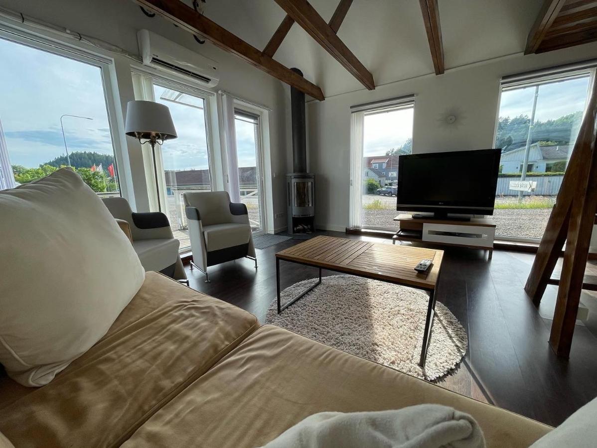 Vid Gekas Ullared Boende B&B 外观 照片
