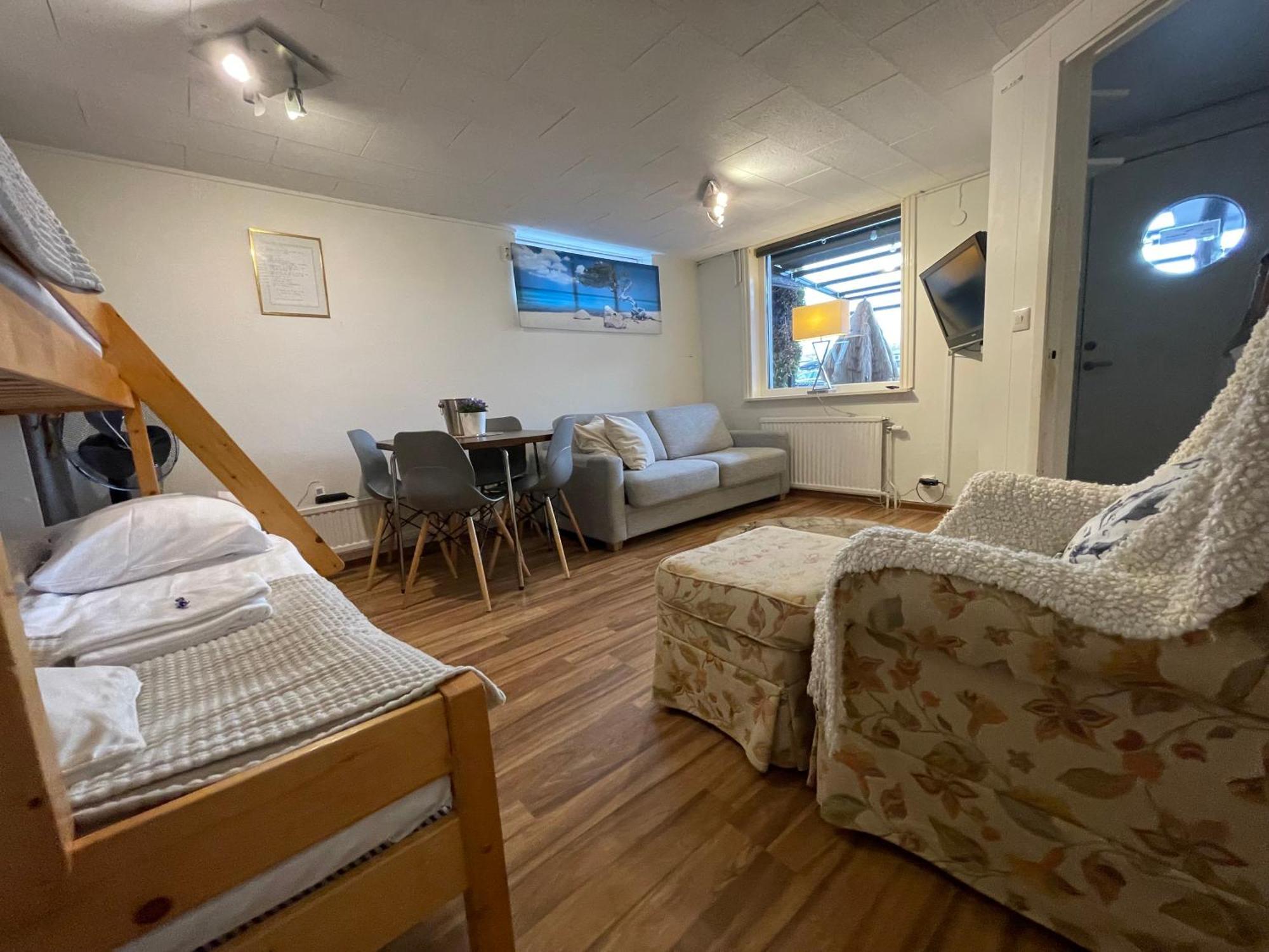 Vid Gekas Ullared Boende B&B 外观 照片